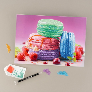 NICE - DIAMANTINY LEVEL UP FOOD - MACARONS