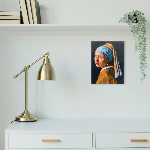 NICE - DIAMANTINY QUADRO RAGAZZA CON ORECCHINO DI PERLA