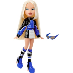 BRATZ SCORCHIN'  DOLL - CLOE