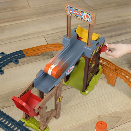 THOMAS - PISTA CANTIERE DI DIESEL