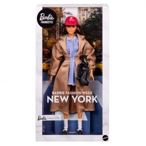 BARBIE - COLLEZ- FASHION WEEK- NEW YORK