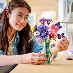 BOTANICALS- BOUQUET DI FIORI DI OLIVIA RODRIGO
