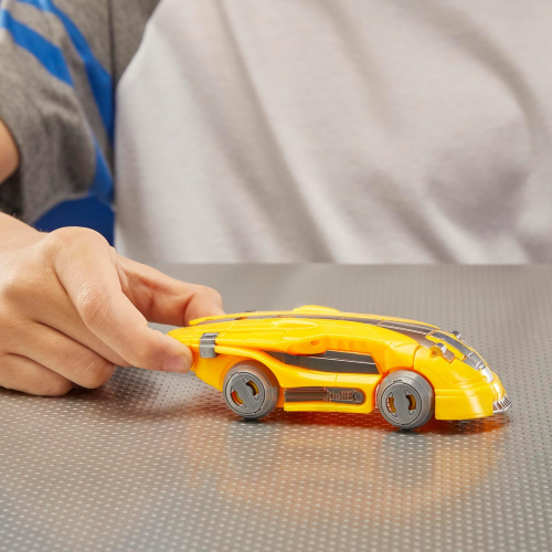 TRA - ONE MV8 ROBOT BATTLING  ASS