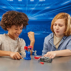 TRA - ONE MV8 BATTLING FIGURES MULTIPACK