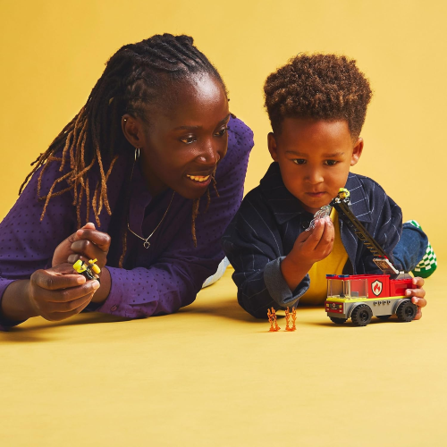 CITY- AUTOPOMPA CON SCALA