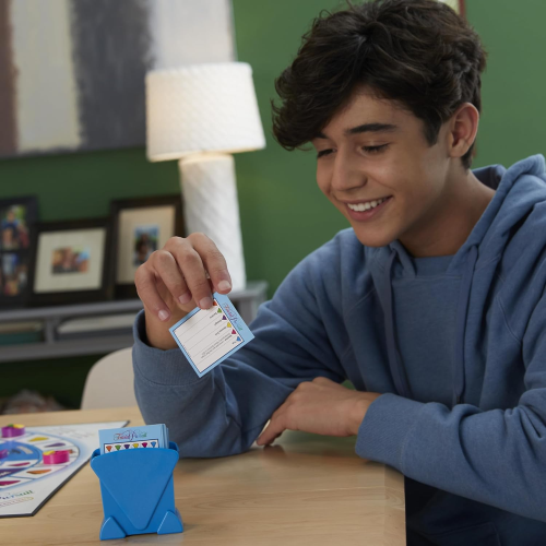 $ GS -TRIVIAL  PURSUIT FAMILY EDITION