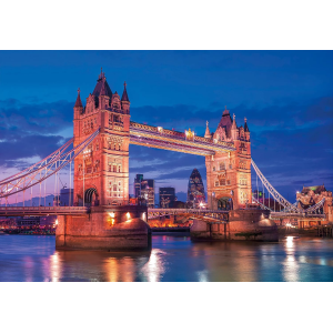 PZL 1000  TOWER BRIDGE AT NIGHT