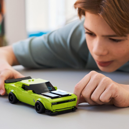 SPEED - SPORTS CAR DODGE CHALLENGER